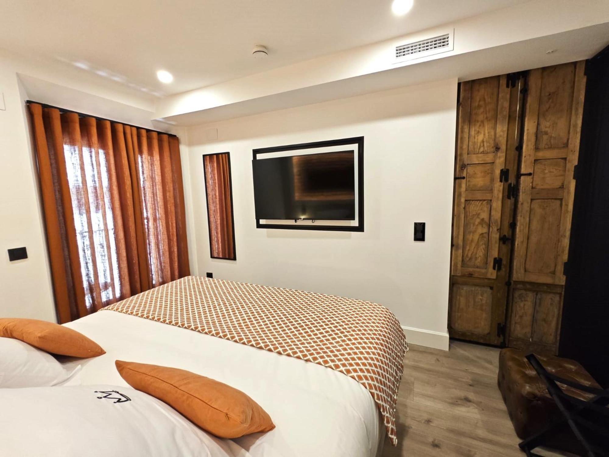 La Parada Del Rey - Luxury Suites Plasencia Luaran gambar