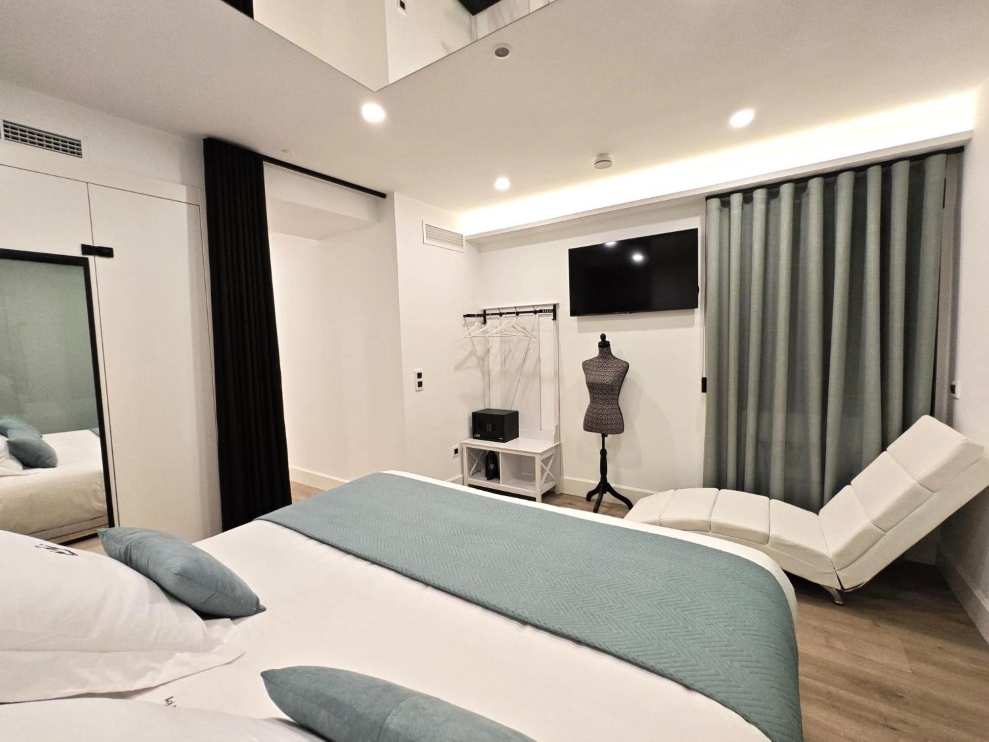 La Parada Del Rey - Luxury Suites Plasencia Luaran gambar